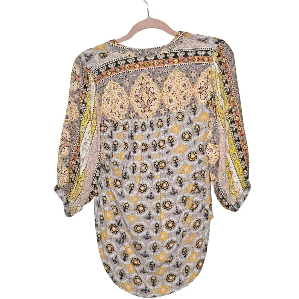 Fig & Flower Anthropologie Women's Boho Print Blouse SM Multicolor Button Up - Picture 8 of 8